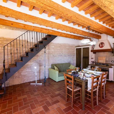 Apartment In A Farmhouse With 2 Swimming Pools Smirra Esterno foto