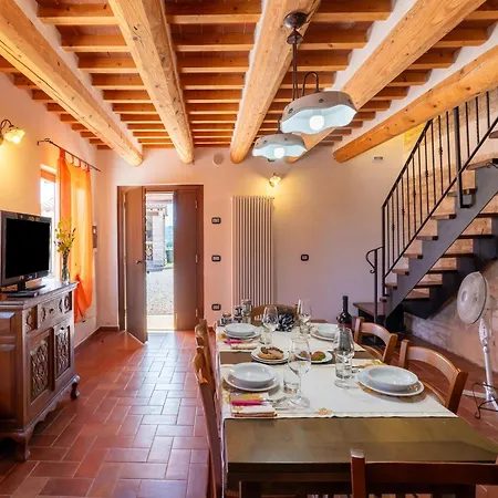 Apartment In A Farmhouse With 2 Swimming Pools Smirra Esterno foto