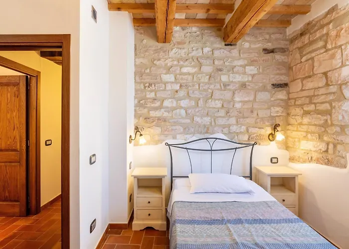 Apartment In A Farmhouse With 2 Swimming Pools